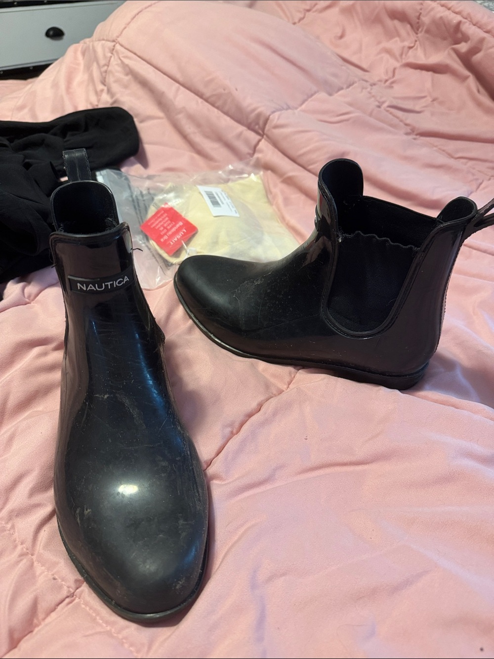 Nautica Black Glossy Slip-On Chelsea Rain Boots